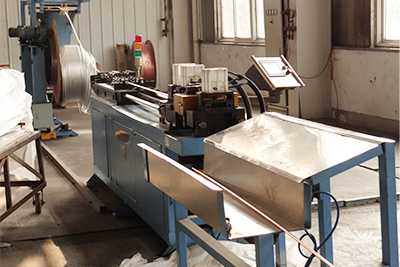 Flat plate solar collector