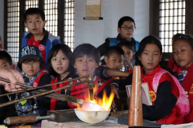 金秋十月迎来旅游旺季 金秋十月迎来旅游旺季