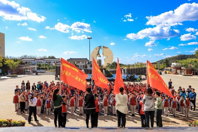 金秋十月迎来旅游旺季 金秋十月迎来旅游旺季