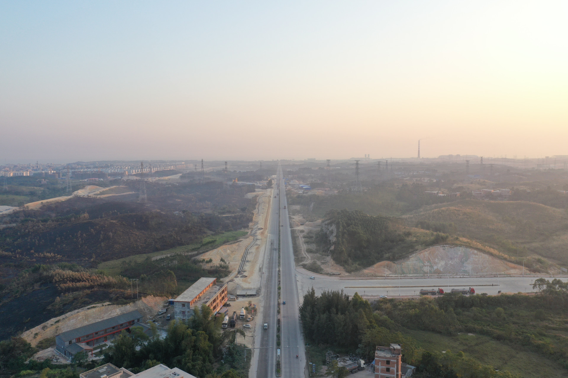 防城港市沙企大道