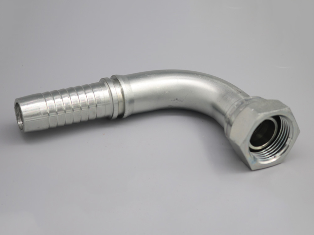 22691  90°BSP FEMALE 60° CONE