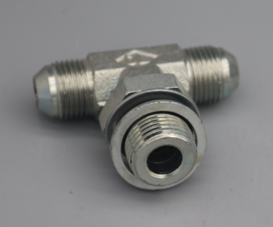 JIC MALE 74° CONE/BSP MALE O-RING BRANCH TEE