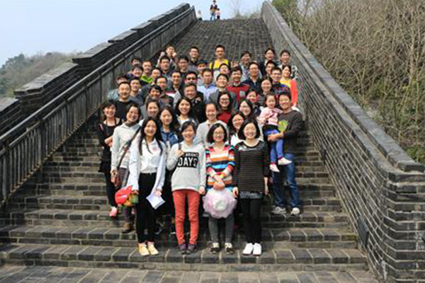 Spring outing activities of NGT in 2015