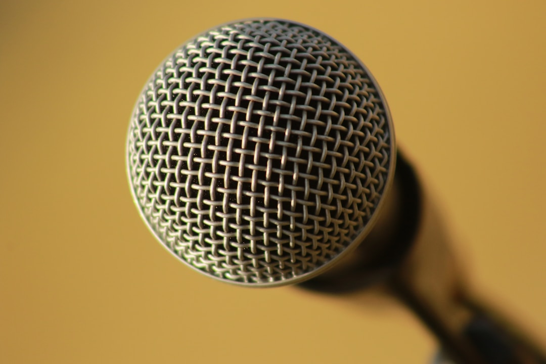 How to prevent and avoid interference from external signals on wireless microphones