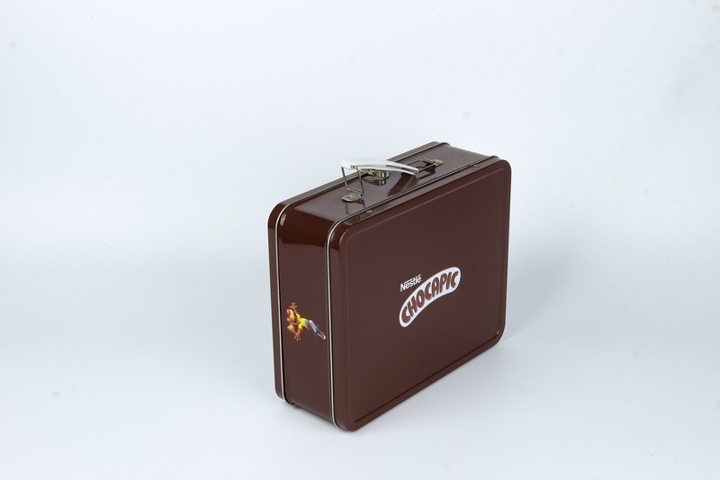 lunch tin box with plastic handle  LB523