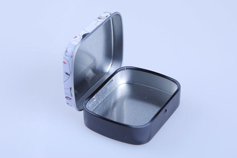candy tin box  RG833
