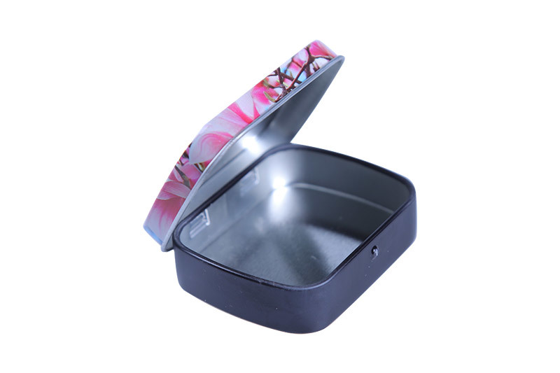 candy tin box  RG833