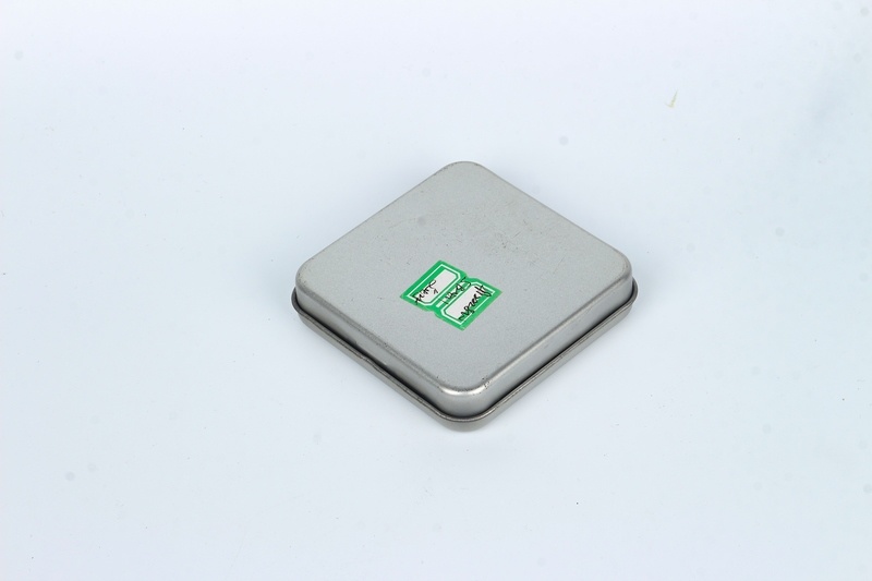 Gift Tin Box  Perfume Packaging Boxes SB411
