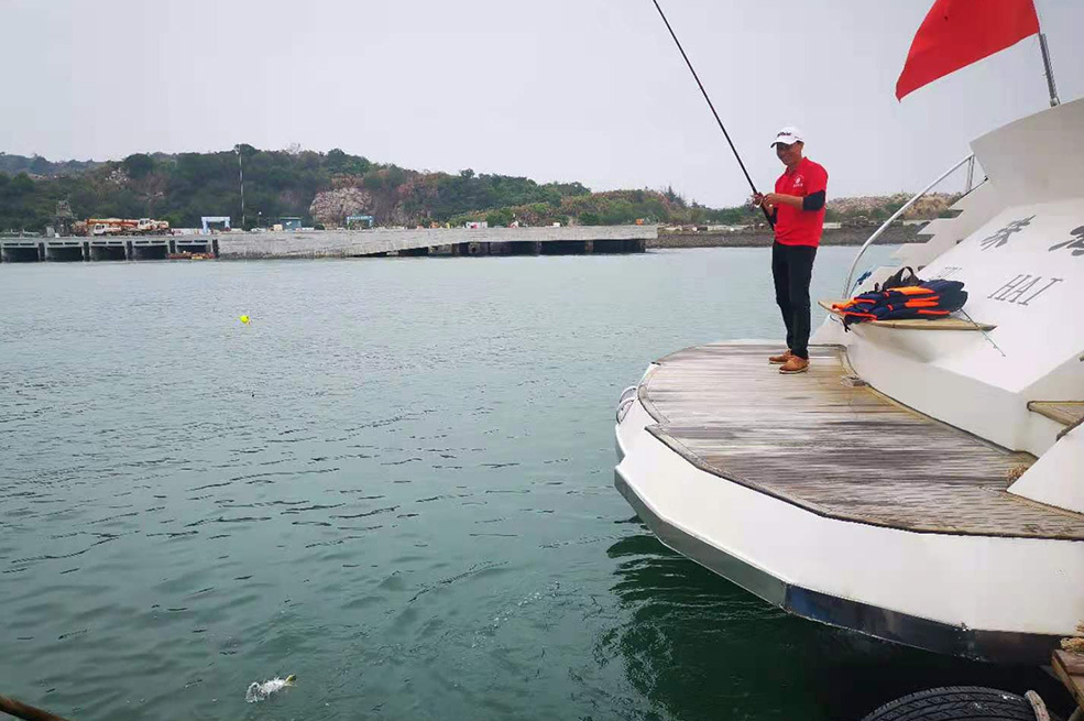 桂山岛渔排垂钓包游艇一日游