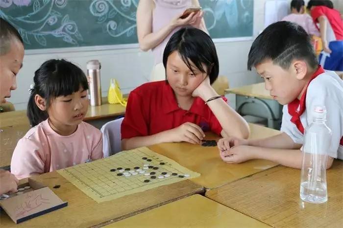 選西山學校復讀，圓孩子一個理想的大學夢！