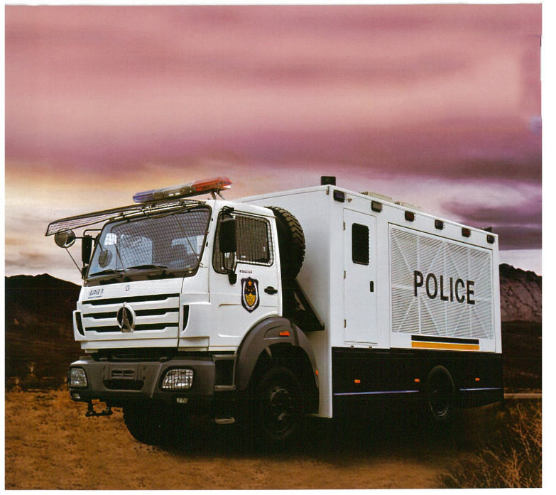 GAQLZC093DJZ1 police automatic roadblock vehicle