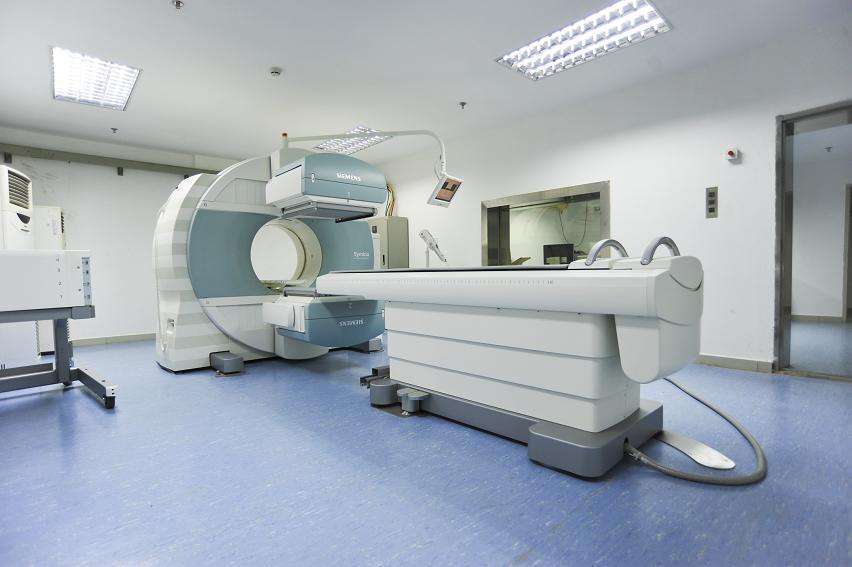 我公司液氮回凝制冷装置研制成功