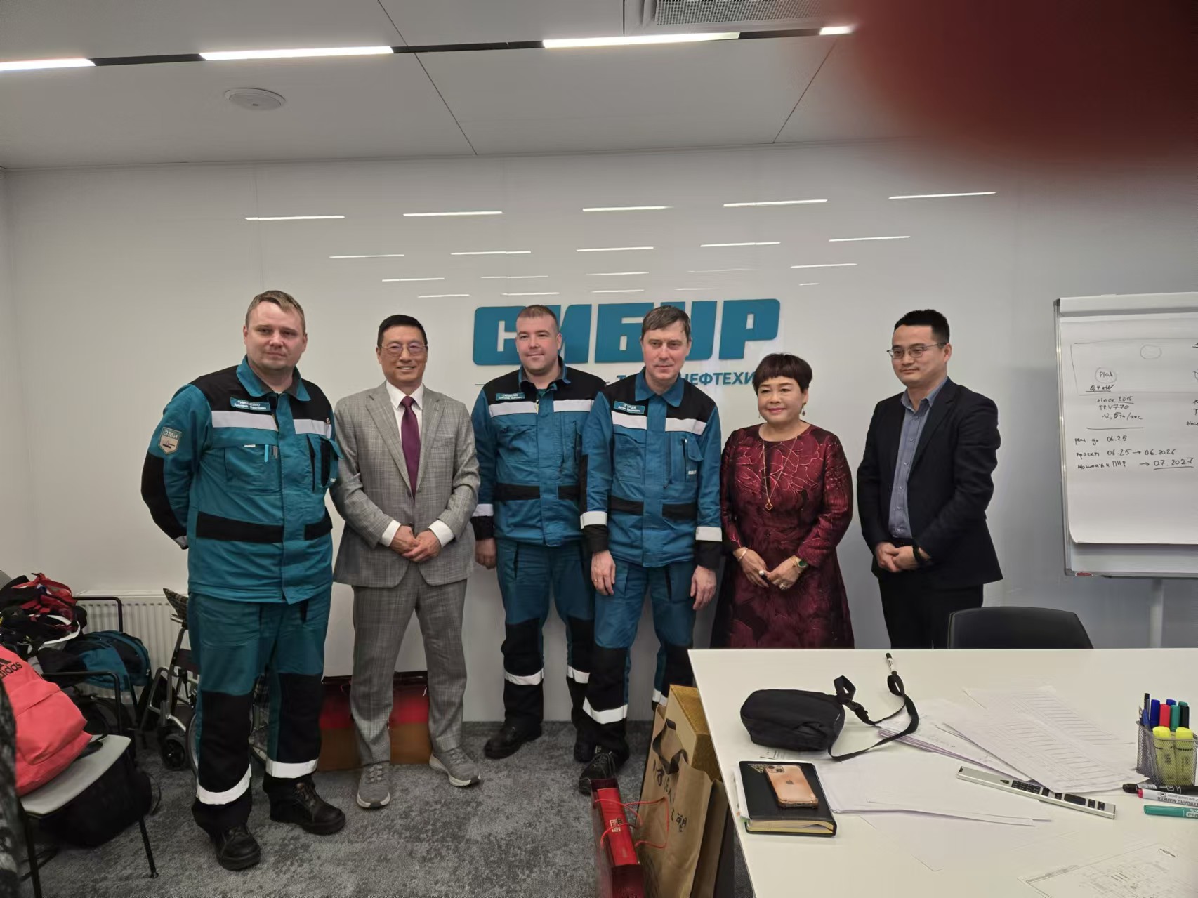 The leaders of Borui Kang Company went to Russia to attend a technical exchange meeting on the manufacturing of centrifuge machines