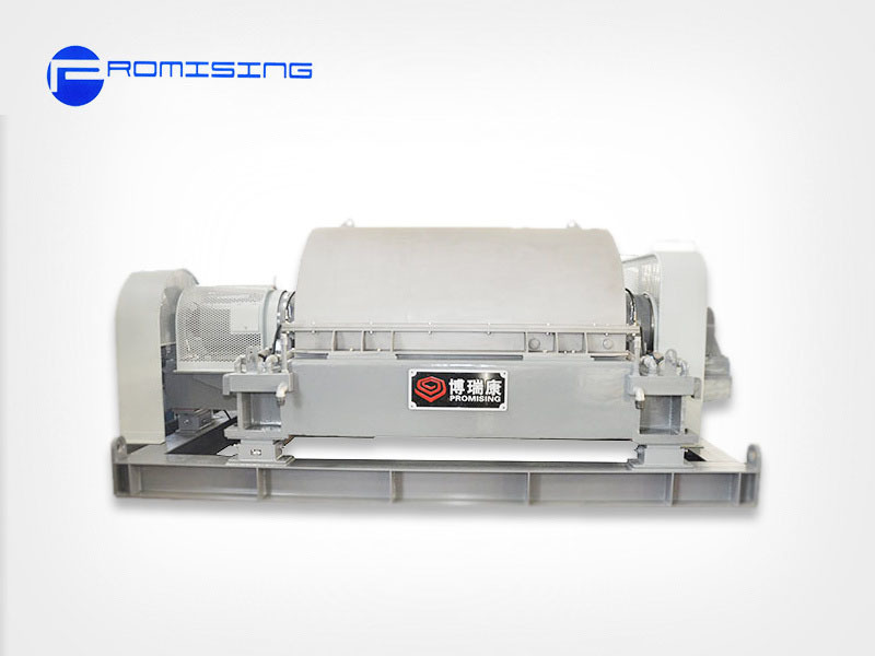 LW890 Horizontal scroll decanter centrifuge