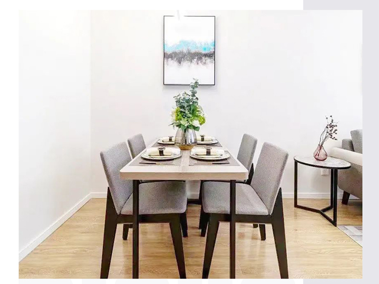 Apartment Furniture Solution Dinning table