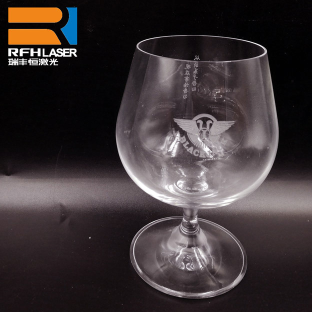客户真实案例：绿光激光器雕刻玻璃杯效果图片