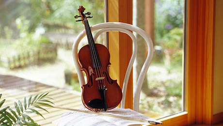 陰雨綿綿潮濕季節小提琴保養該如何進行？