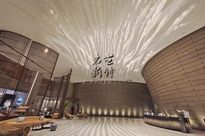 皇冠假日酒店“海絲”藝術(shù)燈具