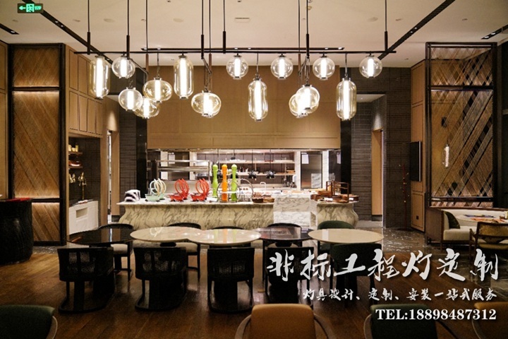 英迪格酒店公共區(qū)域燈具定制配置方案