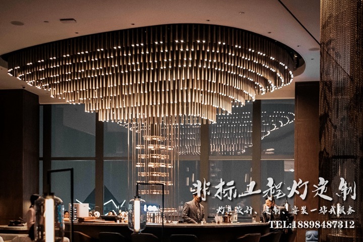 英迪格酒店公共區(qū)域燈具定制配置方案