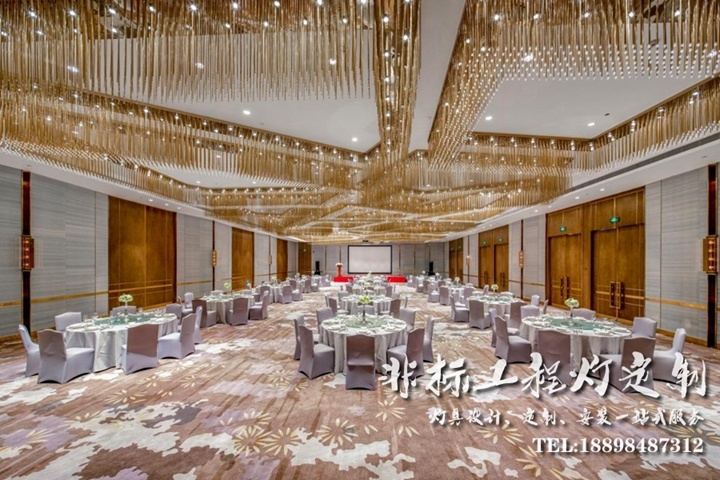 英迪格酒店多功能宴會(huì)廳燈具定制解決方案