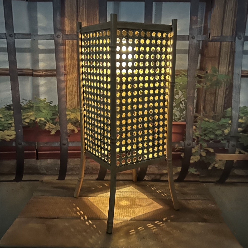 Rattan Solar Lamp for Garden Decorations
