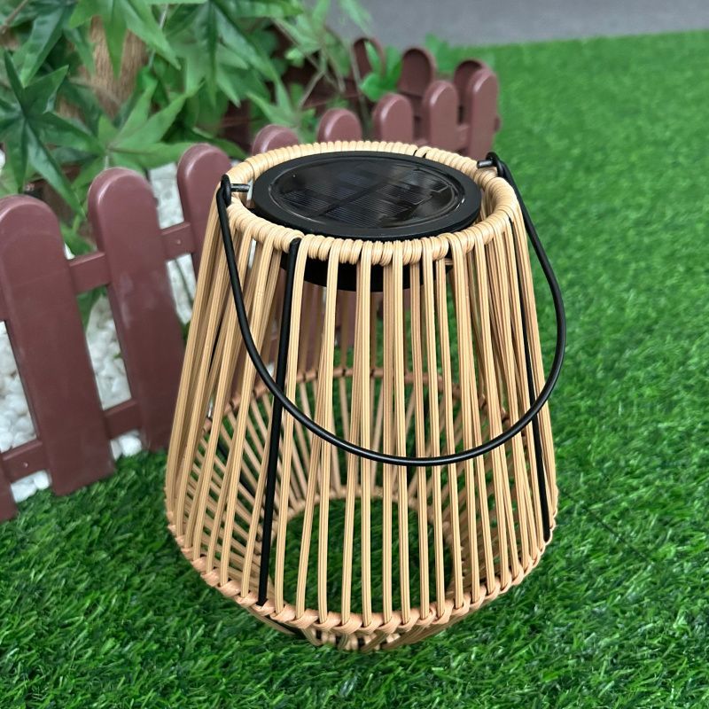 Outdoor Tweilight Sensor Lights Rattan Solar Lantern IP44