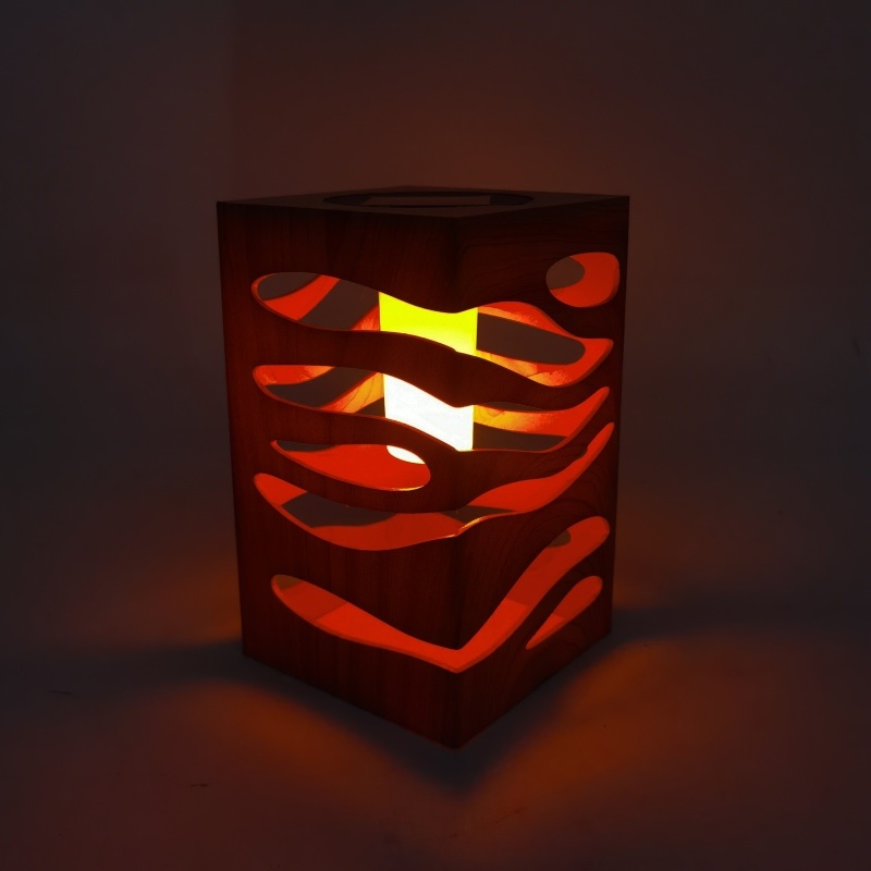 Square Plastic Solar Illumination with Flame Effect