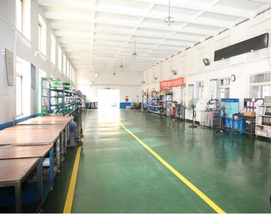 Packaging and assembly workshop