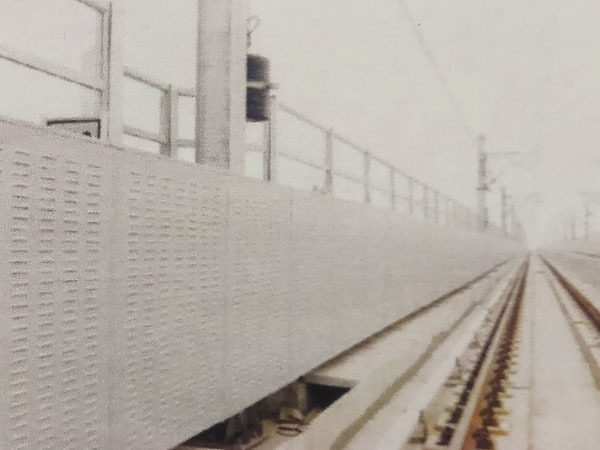 深圳地鐵5號線聲屏障工程