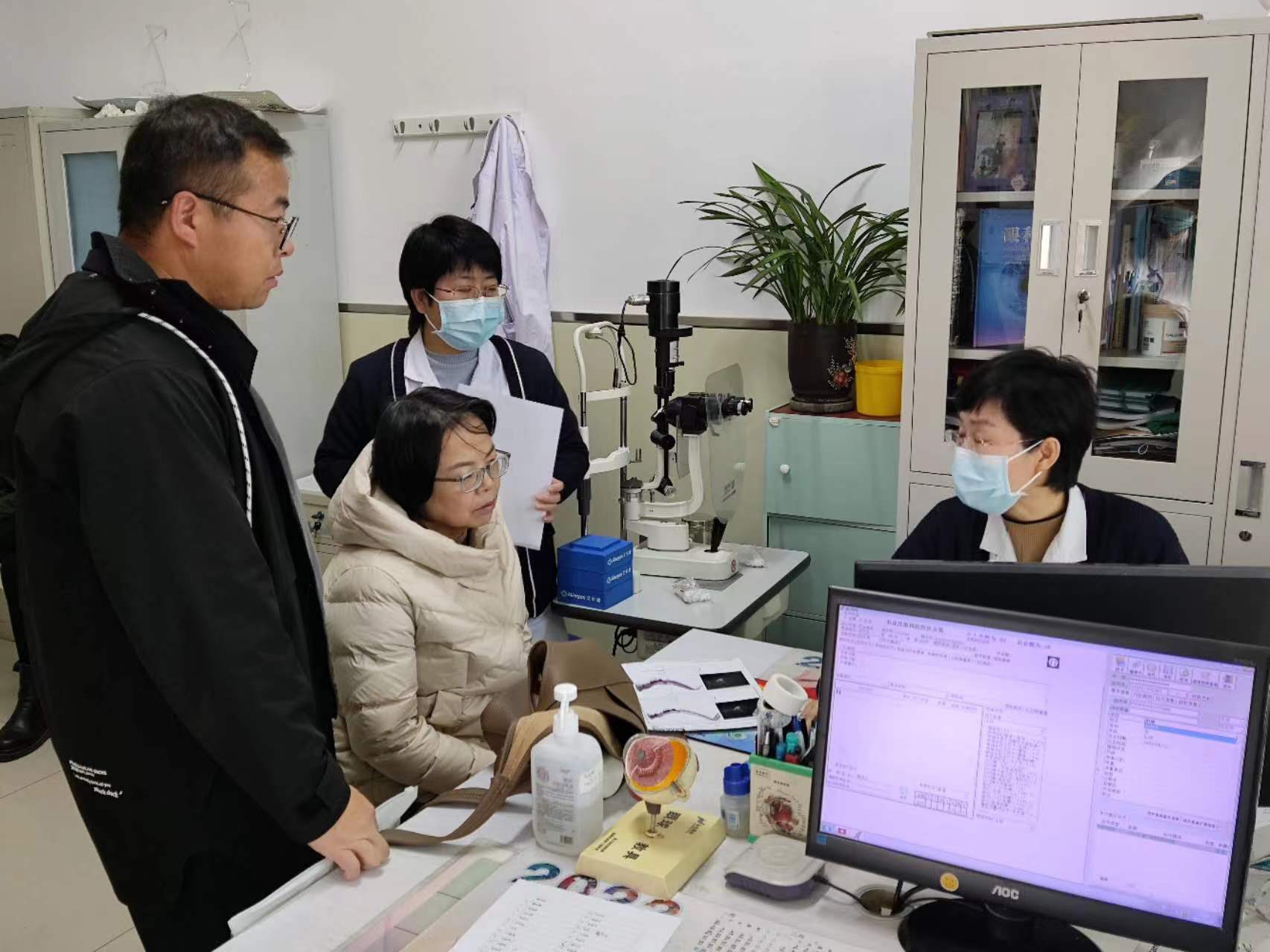 石家庄眼科医院开展暖冬爱心义诊活动