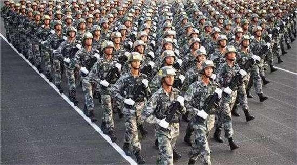 Salute! Chinese soldiers, salute! Veterans.