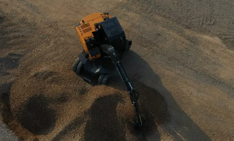 Xinyuan XYB75SWYT 7ton Small Digger Earth Moving Machine Backhoe Wheel Excavators
