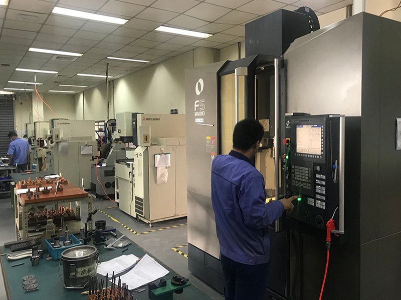 Main mold equipment configuration4 Main mold equipment configuration4