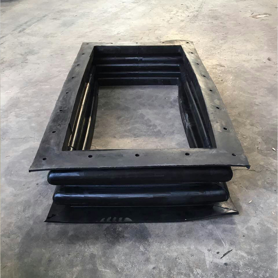 Rubber compensator