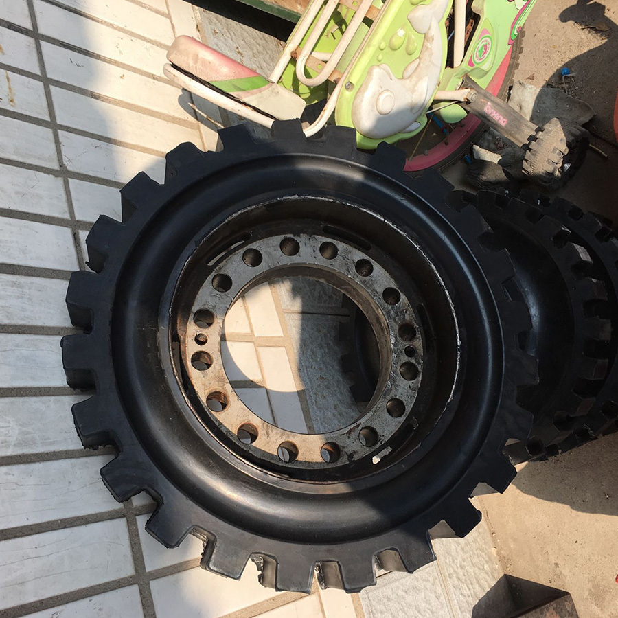 Rubber Gear