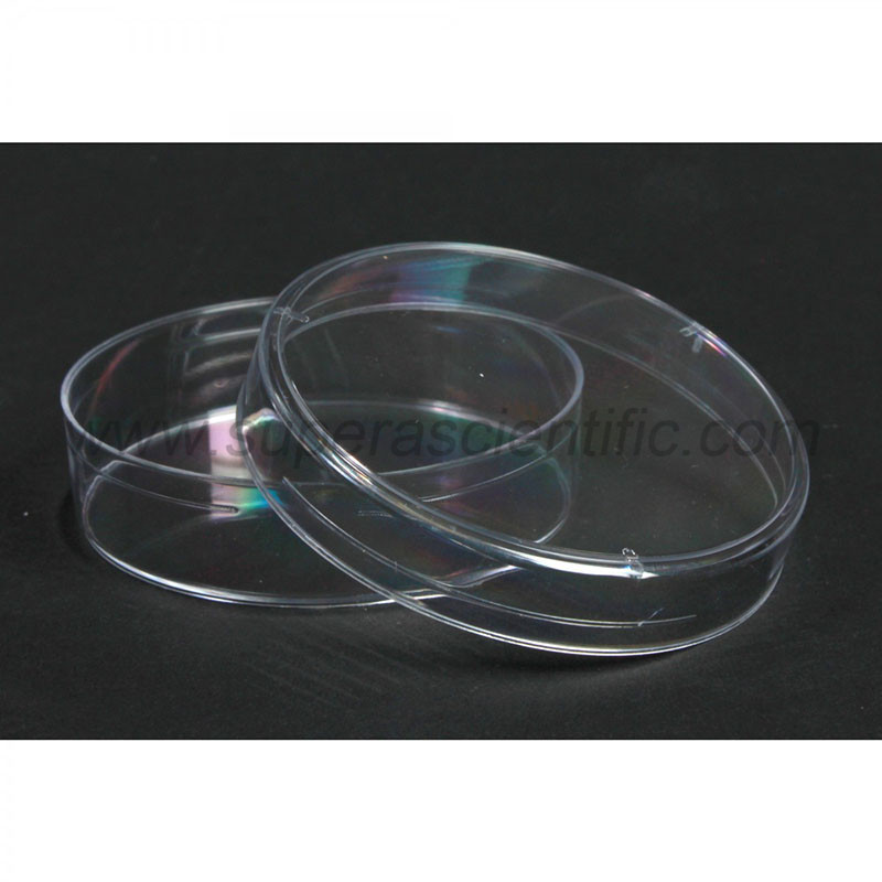 Plastic Petri Dishes