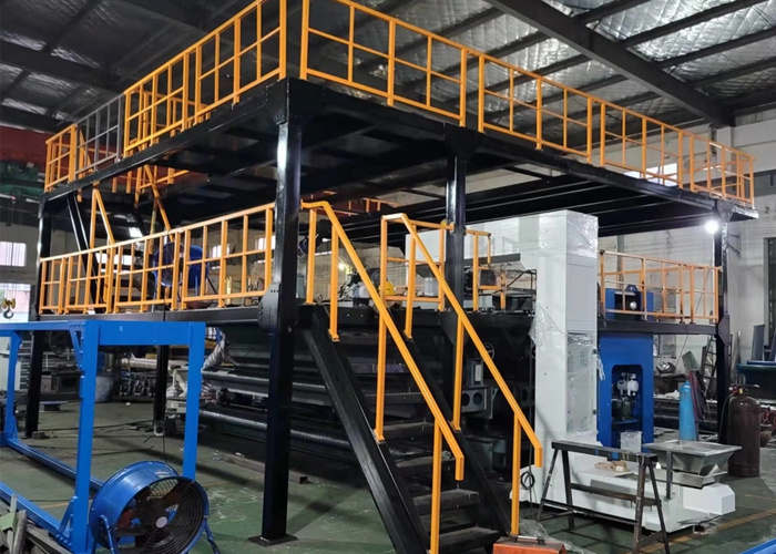 Ligne de production de la machine de fabrication de tissu non tissé imperméable 6m GCL