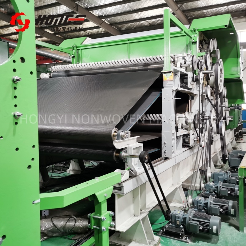 Evenly Feeding Double Doffer 800kg/H Nonwoven Polyester Carding Machine 80m/Min