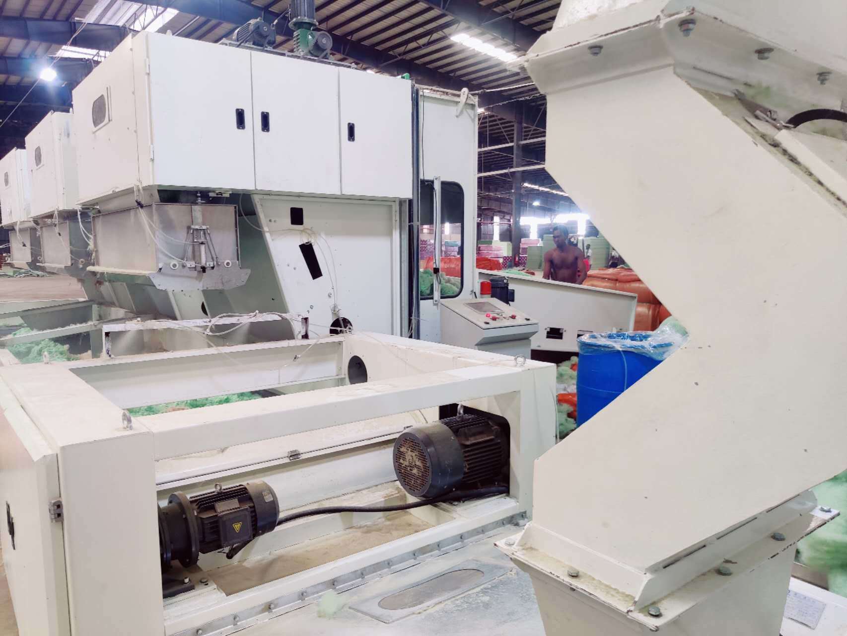 Nonwoven Soft Wadding Production Line For Mattress  Provide  Installation And Debugging  Service Overseas