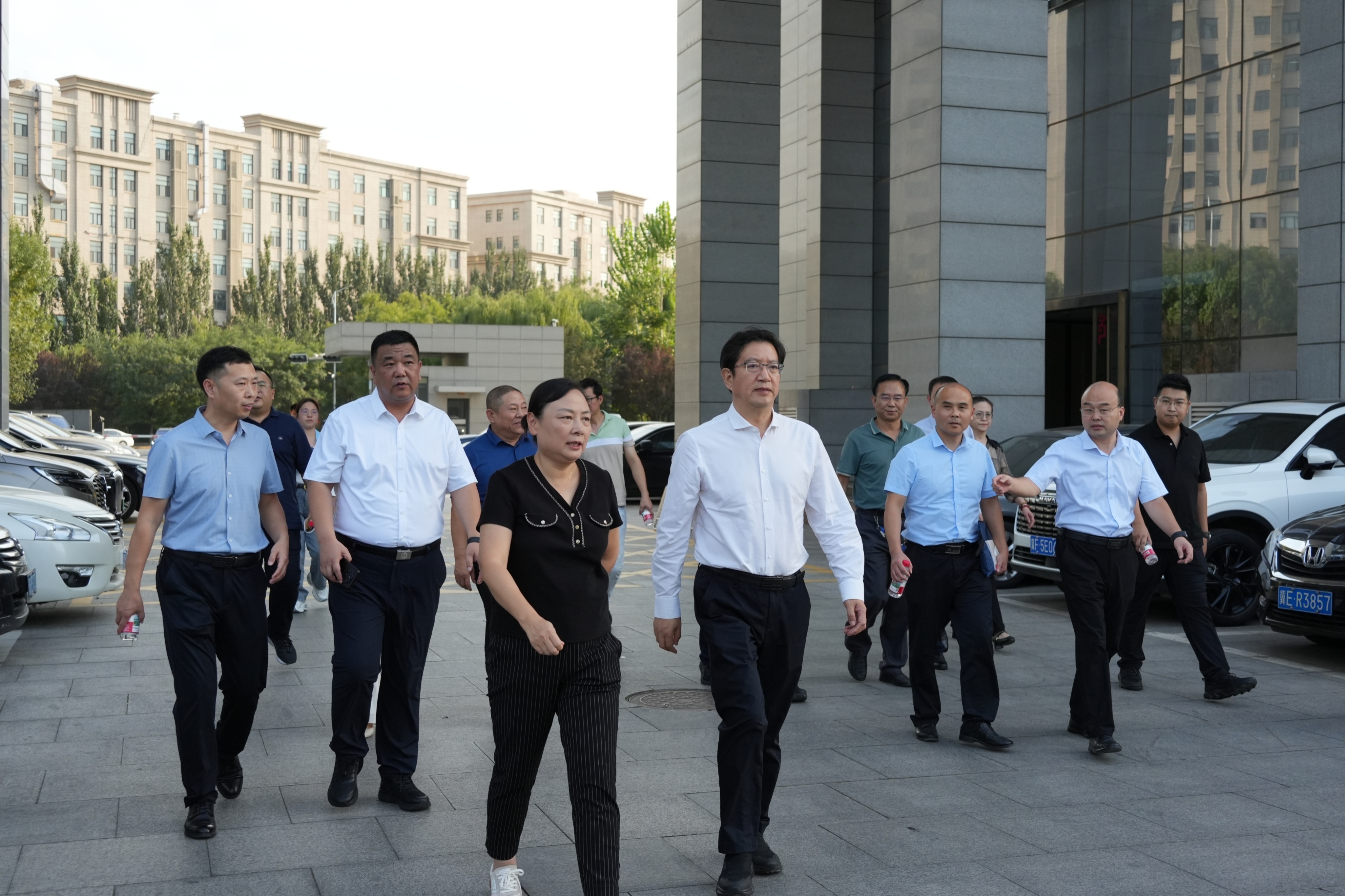 省供销合作总社党组书记、理事会主任王建军一行到776net必赢集团调研检查安全生产工作 省供销合作总社党组书记、理事会主任王建军一行到776net必赢集团调研检查安全生产工作