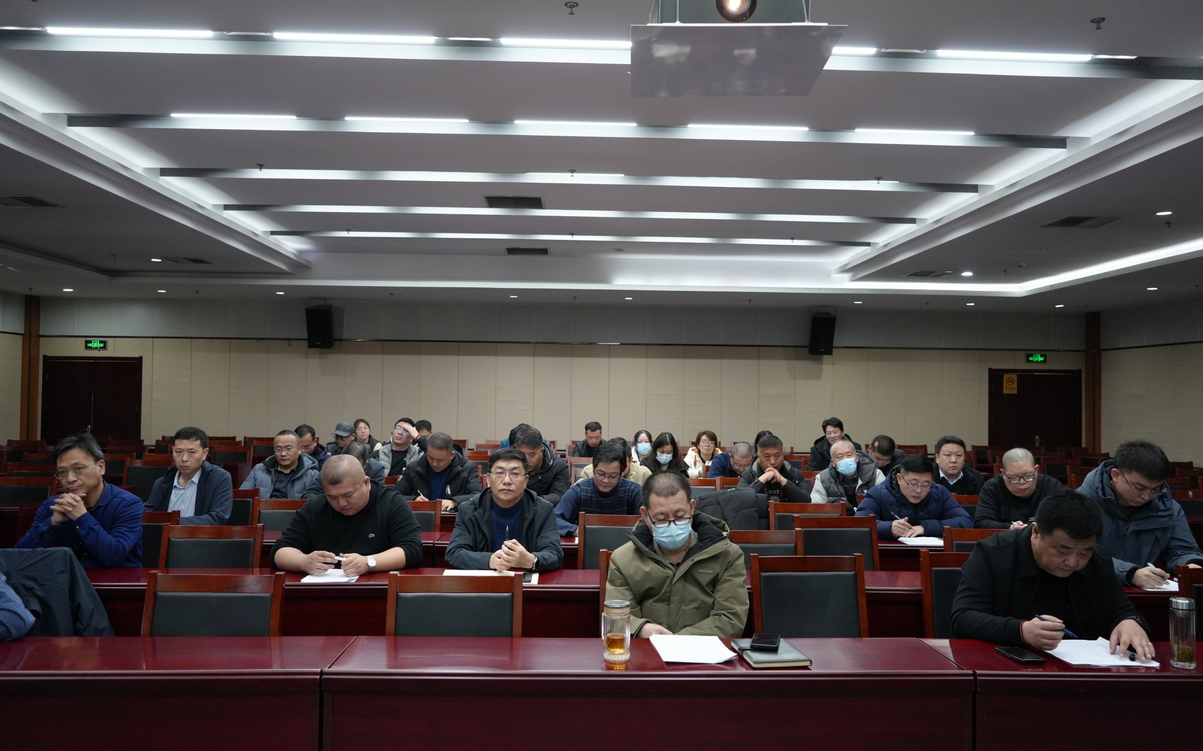 必赢766net手机版集团有限公司召开2024年度中层正职述职大会 必赢766net手机版集团有限公司召开2024年度中层正职述职大会