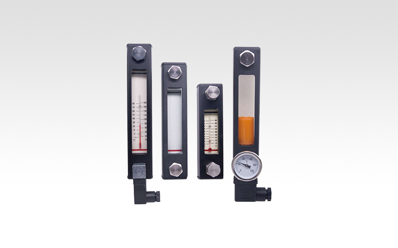 Panel type level gauge