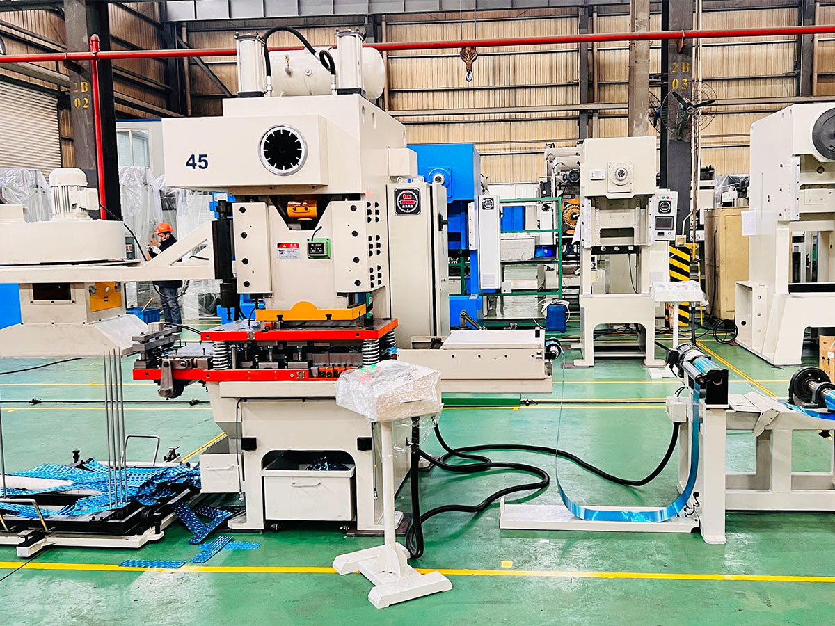 C Frame Fin Press Machine Line