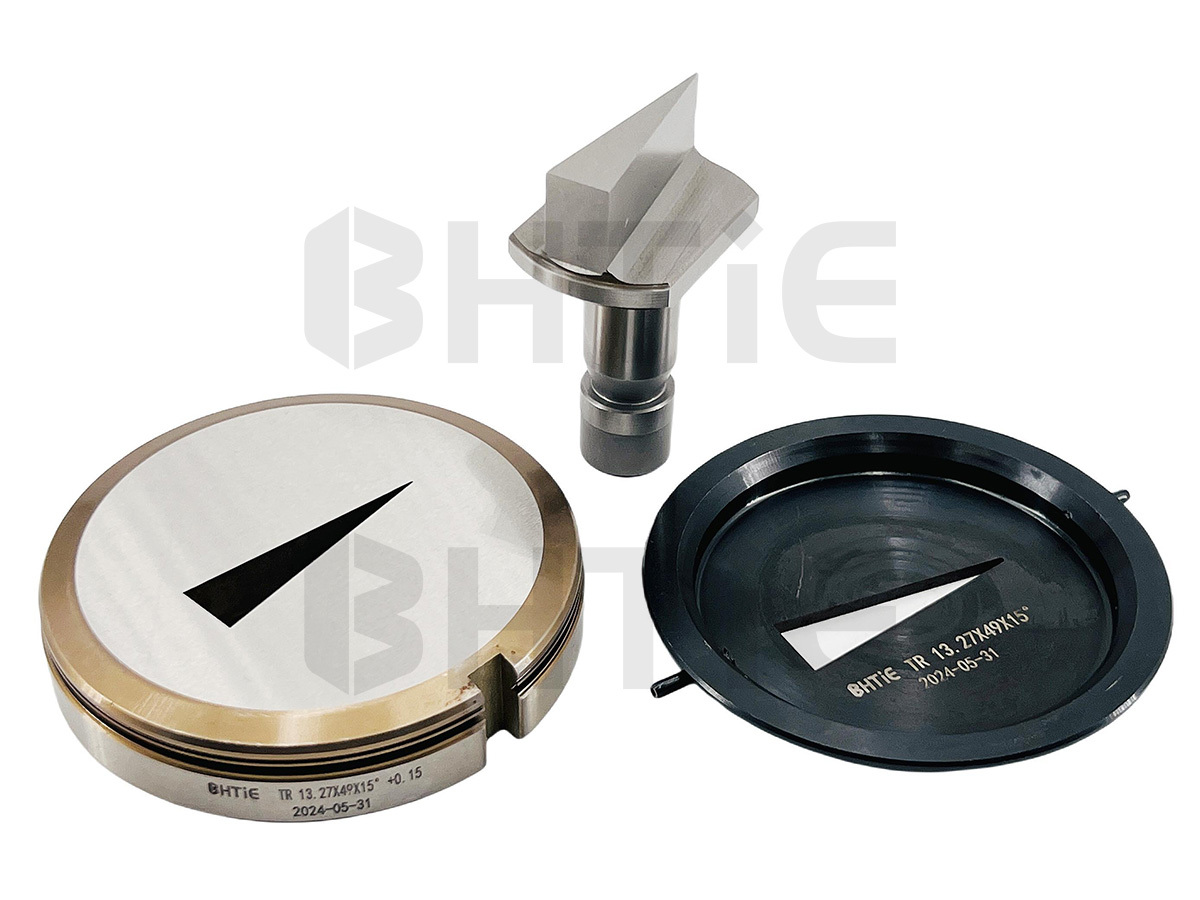 Triangle Shape Punch / Die / Stripper  (Stanzwerkzeuge)