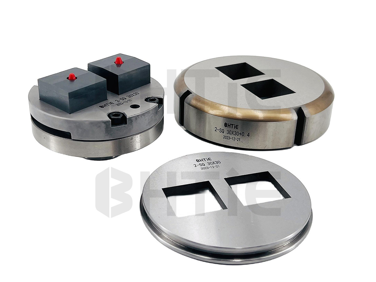 D station Cluster Tool, Square Punch / Die / Stripper (Thick Turret 90 system)