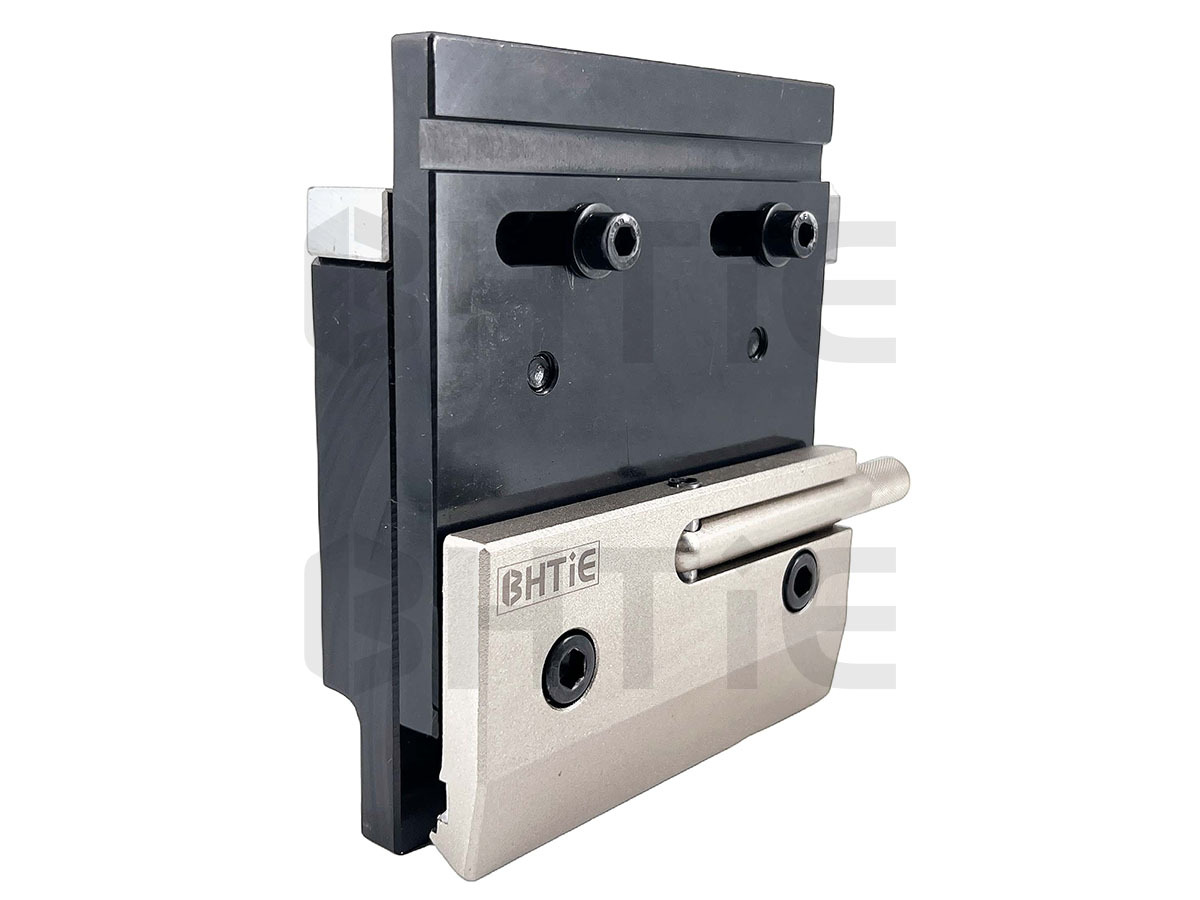 Quick Punch Clamp