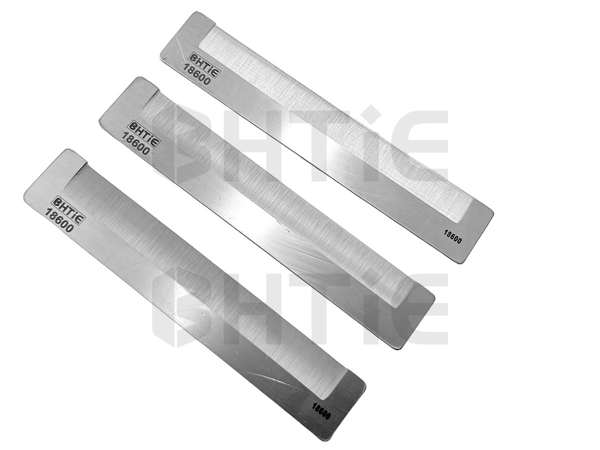 Precision knives / blades for cutting potatoes (18600)