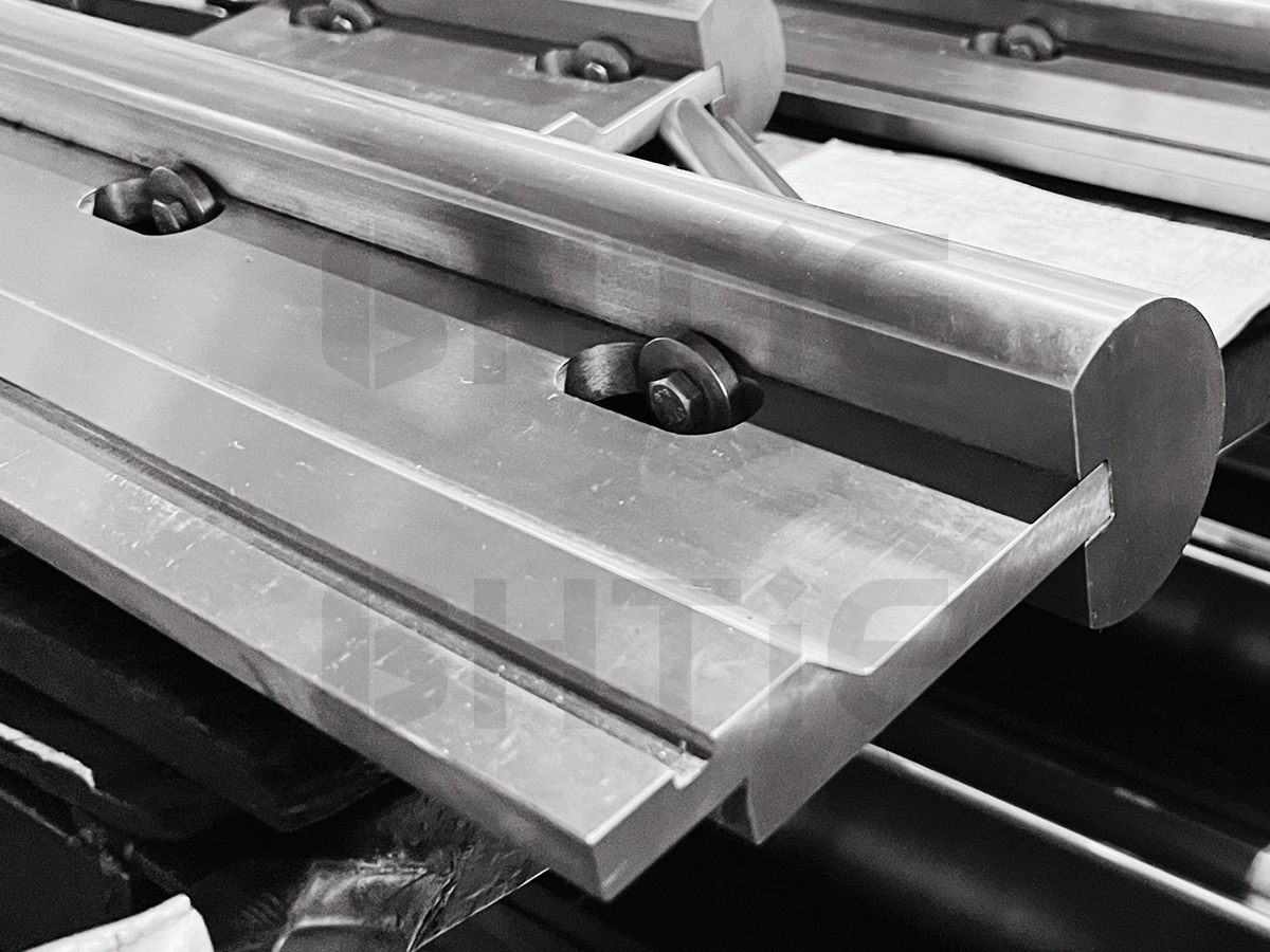 Radius Punch