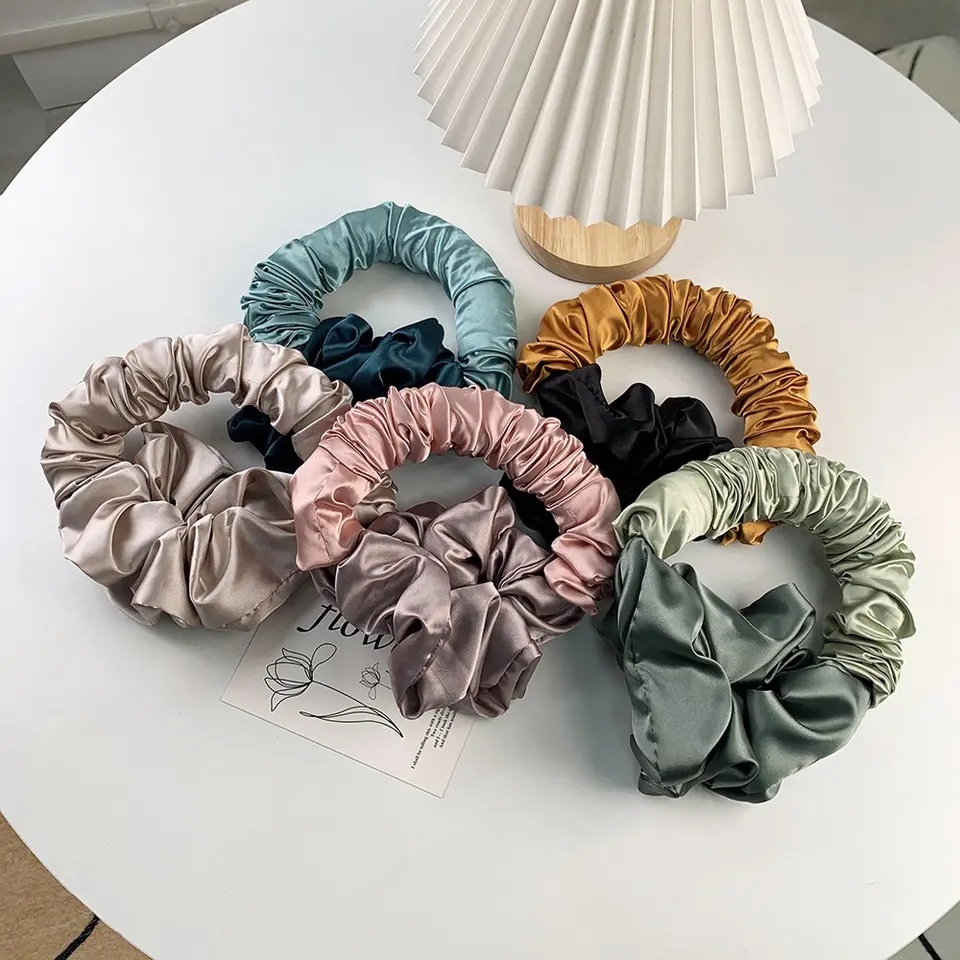 BSCI Amazon's new ball head curly hair magic tool lazy people curly hair ring sponge no heat sleep wave curly hair stick